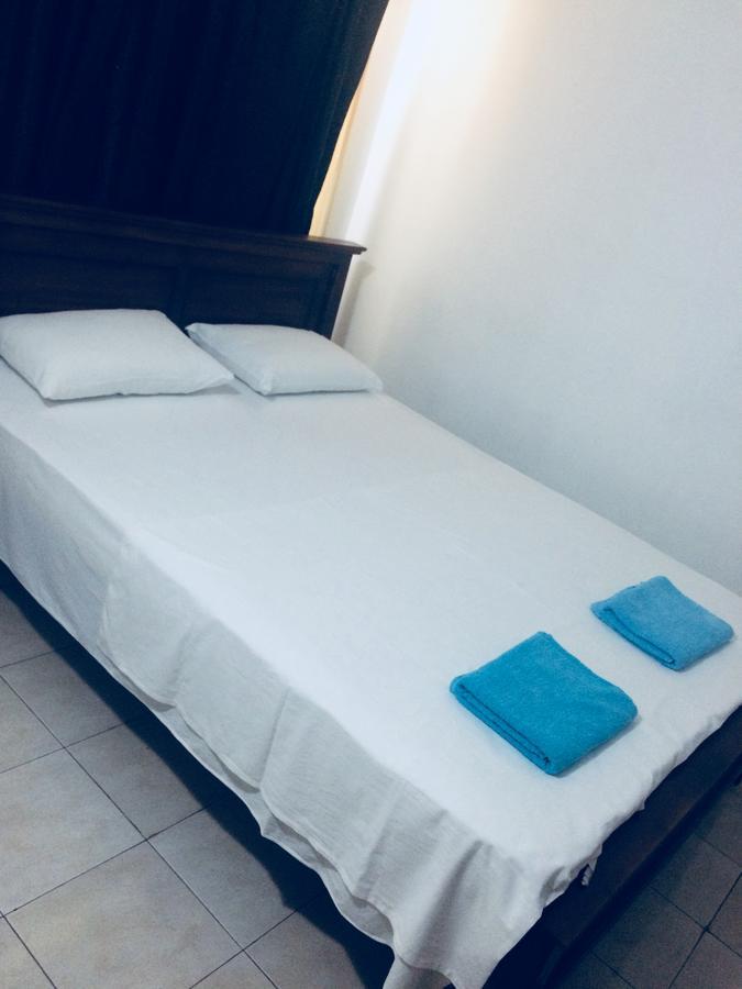 Sleep Cheap Negombo Exterior photo